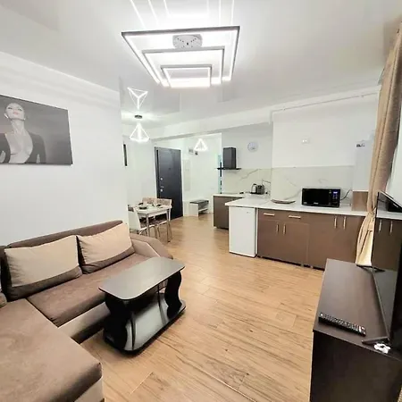 Horizon-endless Summer Apartment