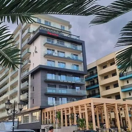 Horizon-endless Summer Apartment *